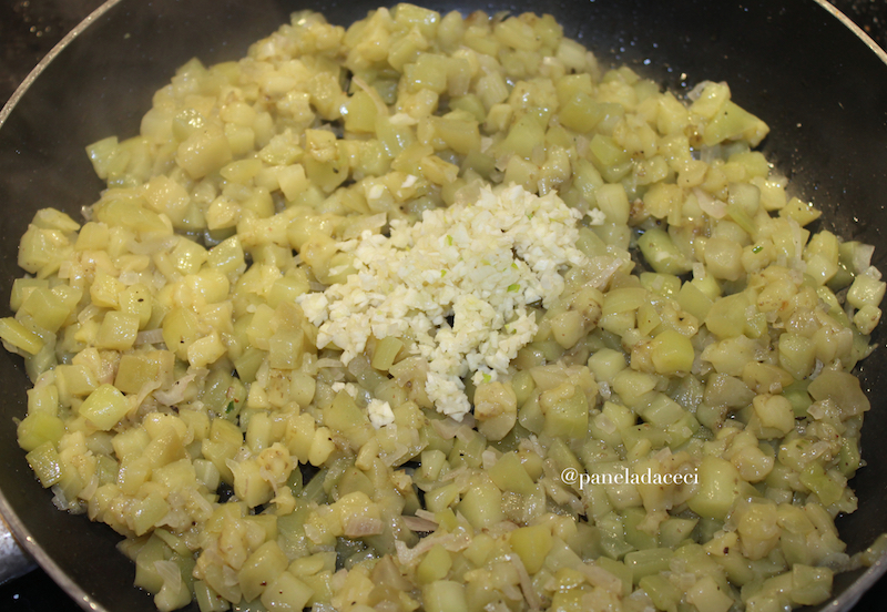 panela-da-ceci-pene-berinjela-queijo-8